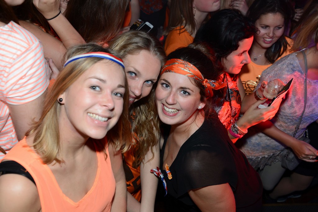 ../Images/Koningsnacht VdG 2015 083.jpg